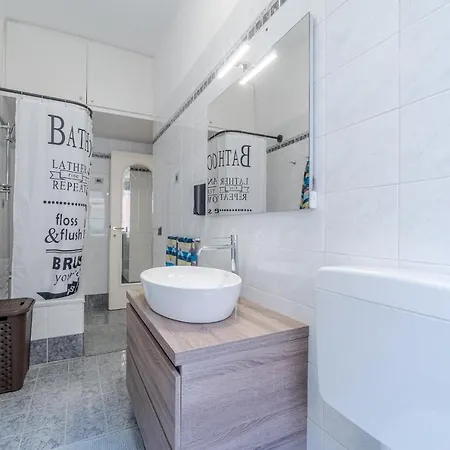 Comodo Bilocale In Santa Rita, 850m Allo Stadio Grande E All'inalpi Arena Apartment Turin